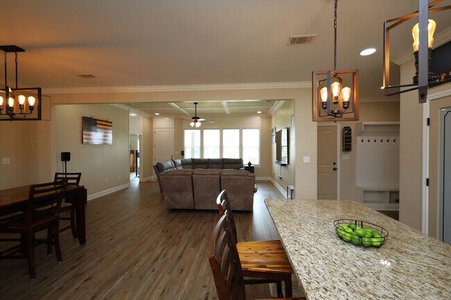Photo - 3905 Crusader Ct
