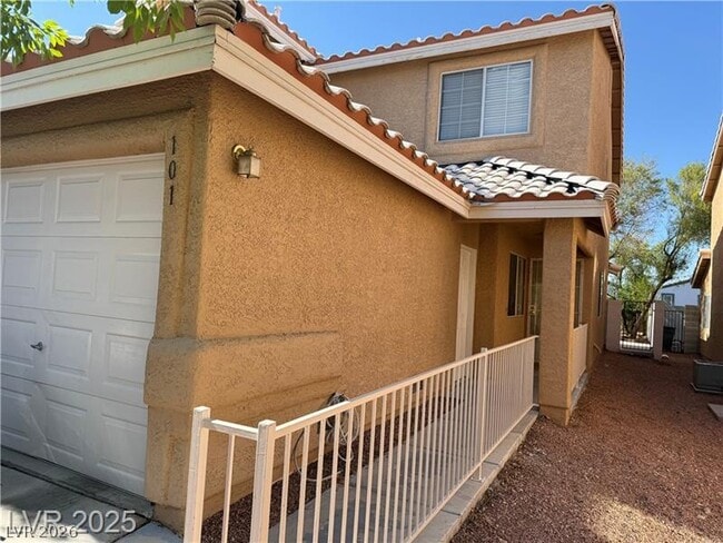 8004 Celestial Ave