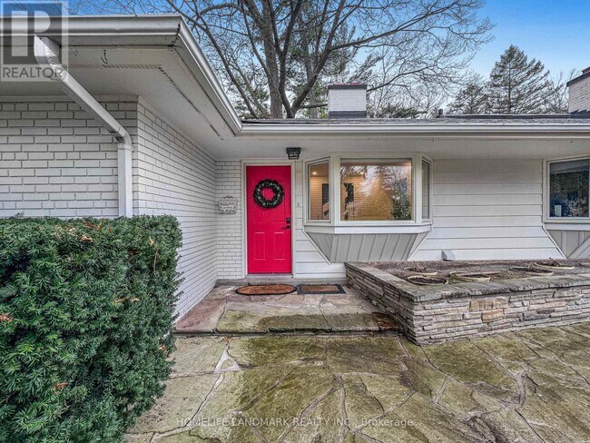 Photo - 284 Woodland Dr