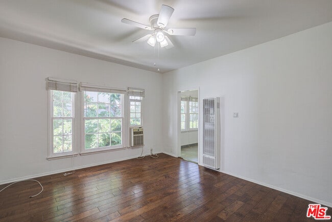 Photo - 965 N Doheny Dr Unidad 1/2