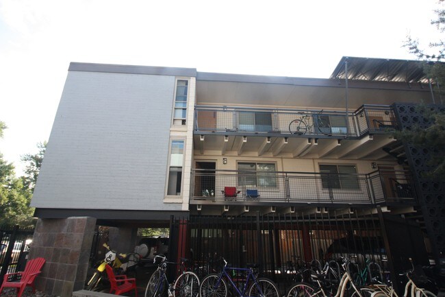 Photo - 2860 W 32nd Ave