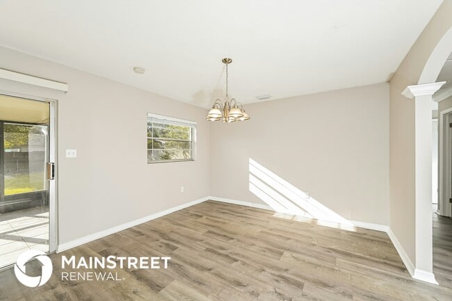 Photo - 548 Columbia Ave