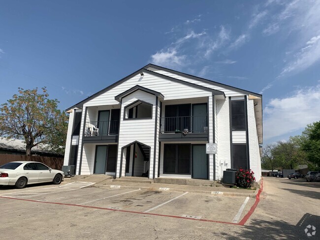 Building Photo - Terraces at Shady Grove Rental