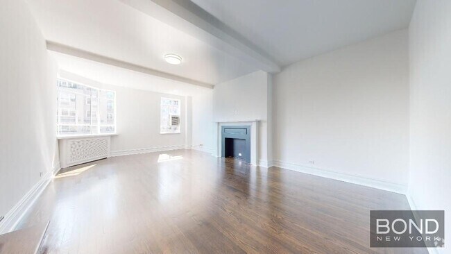 Building Photo - 20 Fifth Avenue Unit 15B Rental