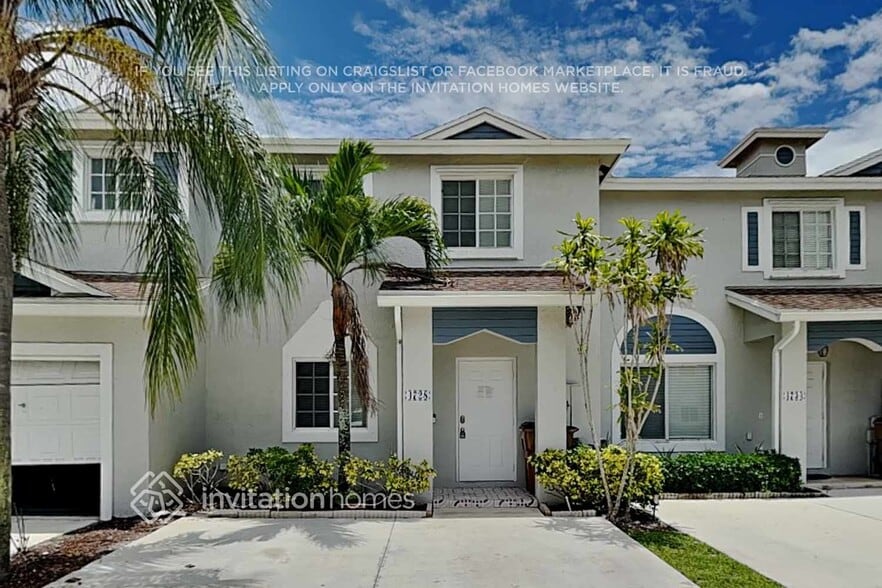 4728 SW 13th Pl