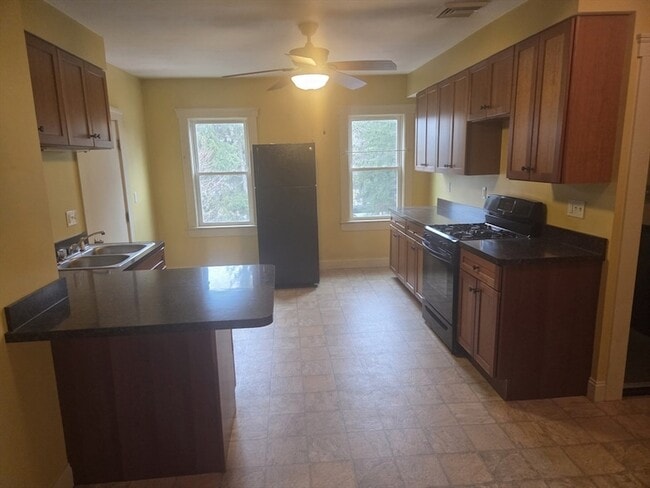 Photo - 12 Connors St Unit 3