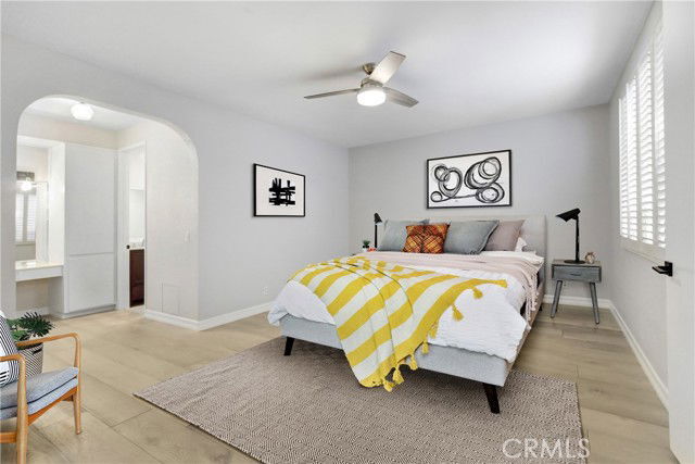 Photo - 4949 Genesta Ave