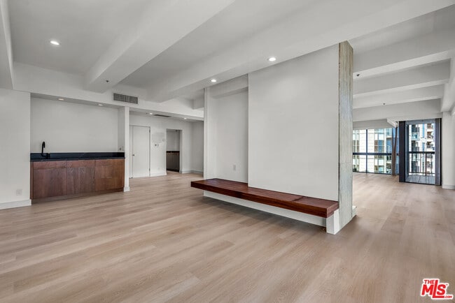 Photo - 10790 Wilshire Blvd Unit 1503