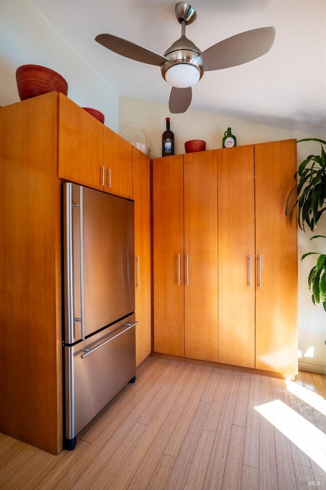 Photo - 452 Chestnut Ave