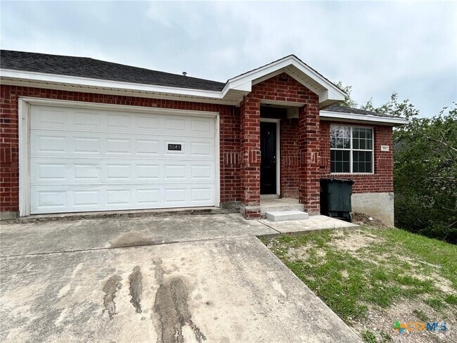 Building Photo - 3041 Pine Valley Dr Rental