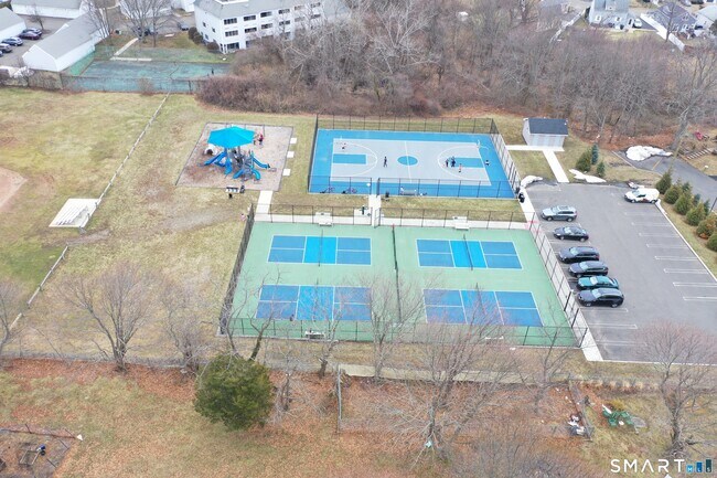 Photo - 185 Melba St Unit APT 204