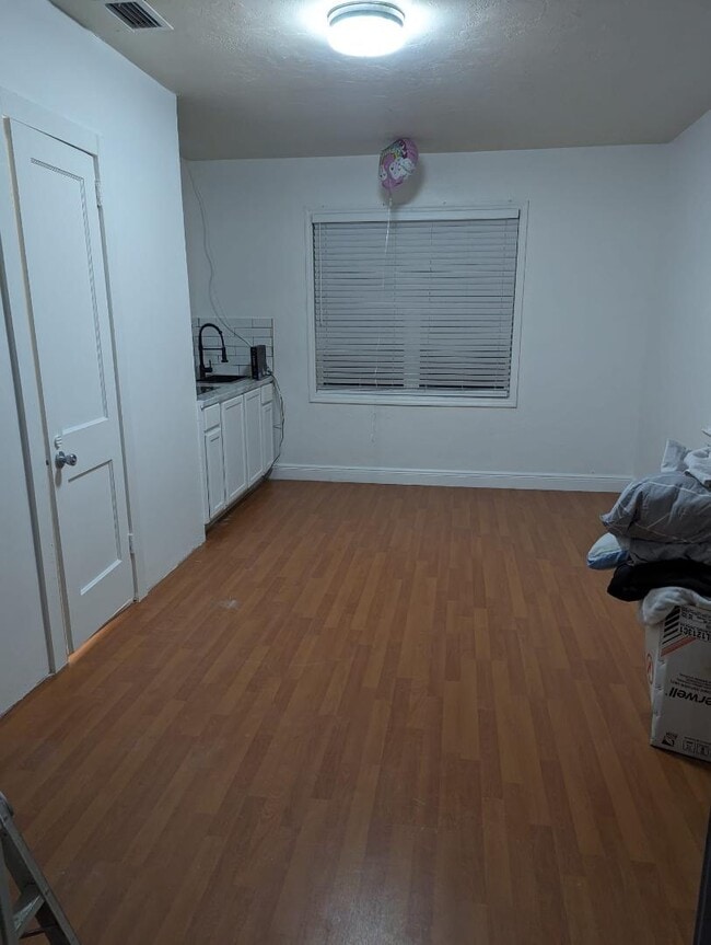 Building Photo - 435 SW 33rd Ave Rental