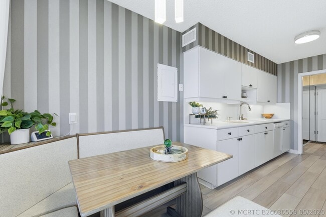 3400 N Ocean Dr Unit 1207