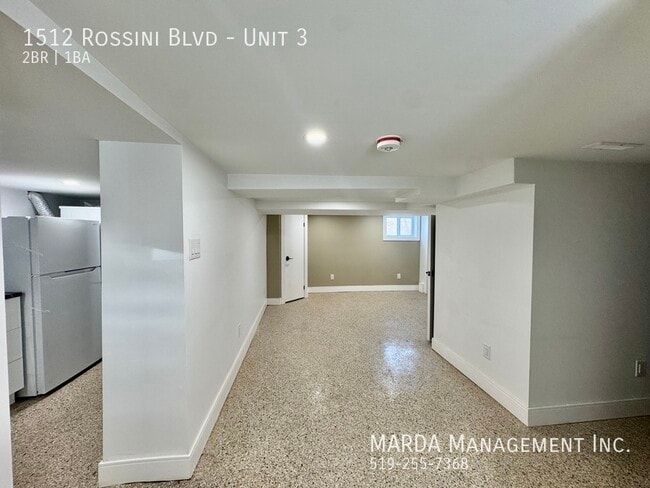 Building Photo - FULLY RENOVATED 2 BED/1 BATH LOWER Unit 3