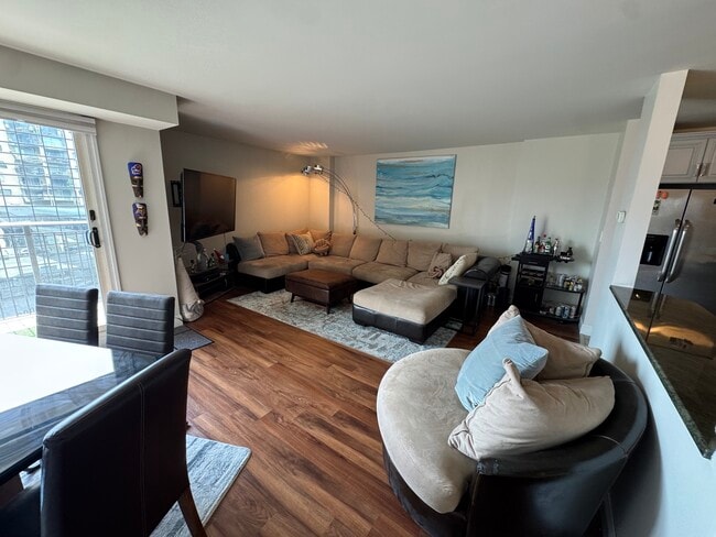 Building Photo - 121 Washington Ave S Unit 314