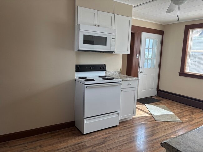 Photo - 478 High St Unidad 1