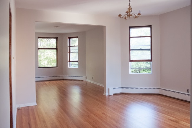 Living/Dining 1 - 2017 W Cullom Ave Unit 2