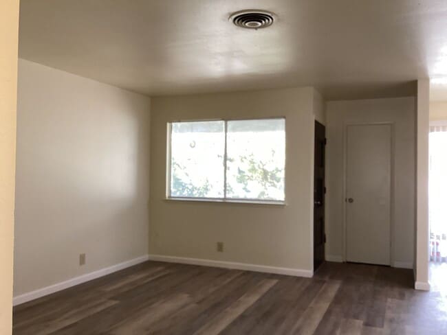 Photo - 1414 W Vassar Ave Unit E