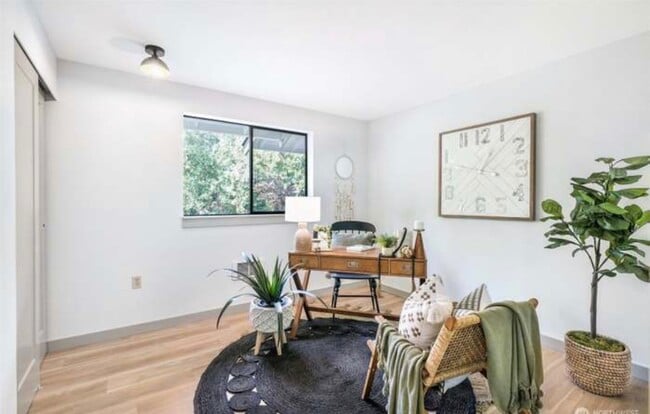 Photo - 2411 Cedar Rd