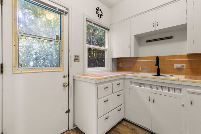 516 SE 15th Ave