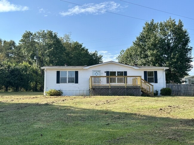 Building Photo - 605 Latham Rd Rental