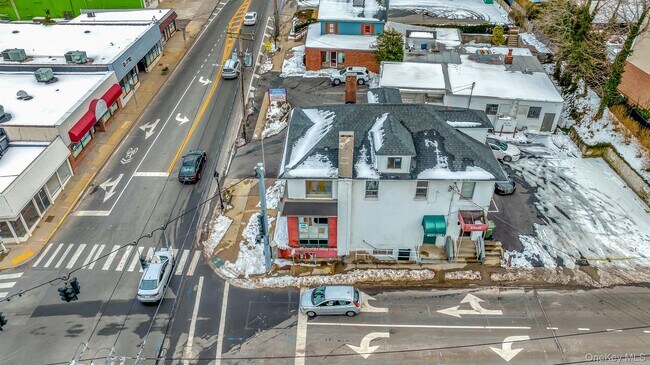 Photo - 1500 Main St