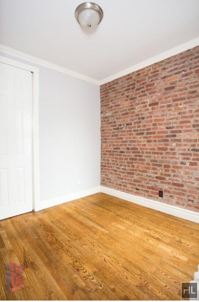 Photo - Mott Street Unit 21