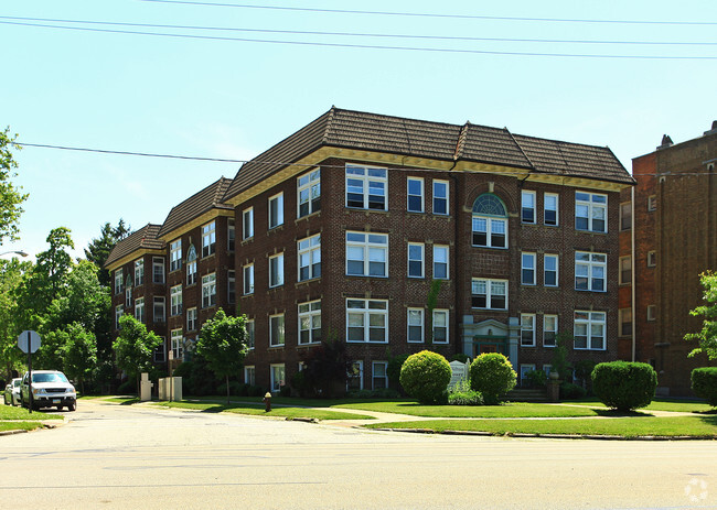 Clifton Towers - Clifton Towers Apartments