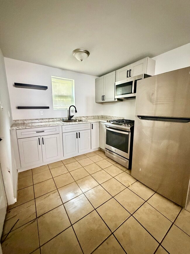 Photo - 2054 E Stella St