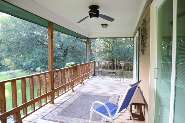 Photo - 940 S Pine St