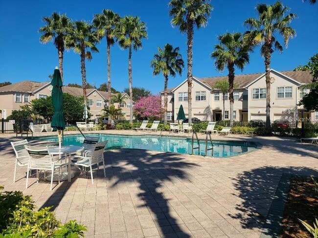 3936 Yellowstone Cir