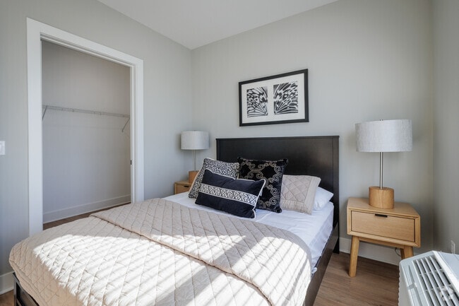 2BR, 2BA - Bedroom - Meridia Little Ferry 100