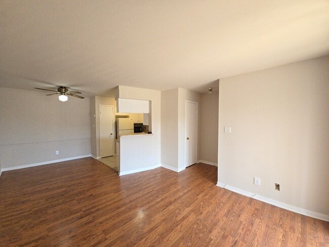 Photo - 2626 Holly Hall St