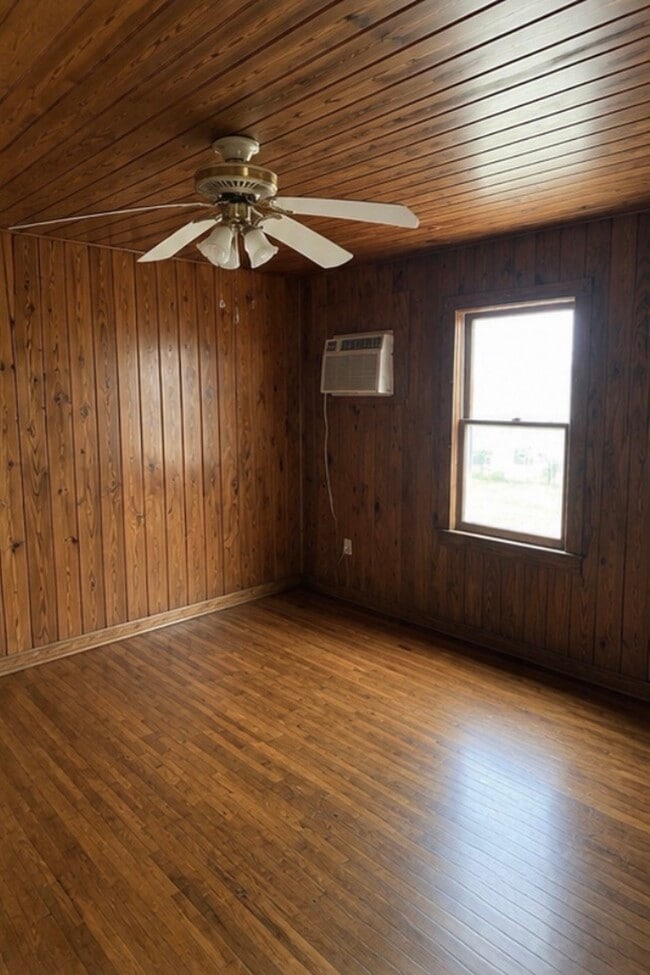 Photo - 127 Wingate Rd