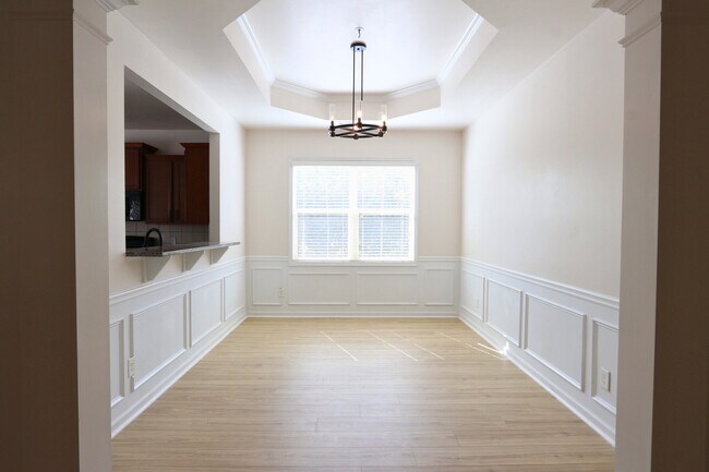 Photo - 203 Gemstone Ct