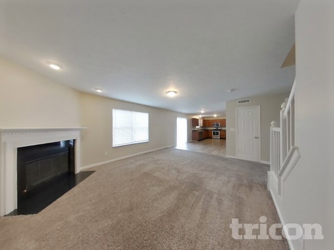 Photo - 749 Mozart Dr