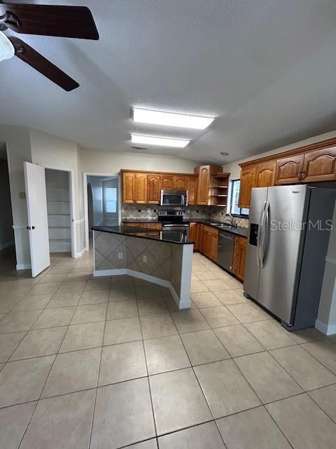 Photo - 718 Holbrook Cir