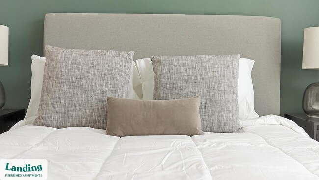 Photo - 2201 Glenwood Ave SE Unidad 2301