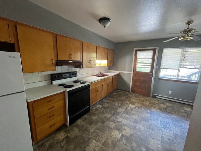Building Photo - 410 W Mather St Unit 8