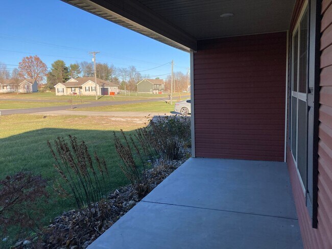 Photo - 231 Harness Ct