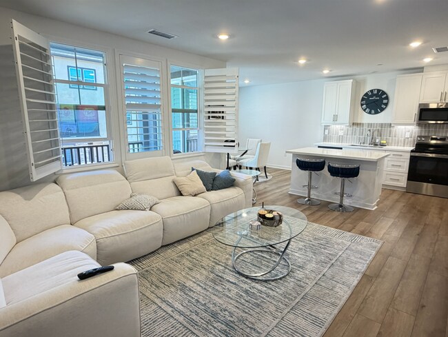 12962 Lassen Dr