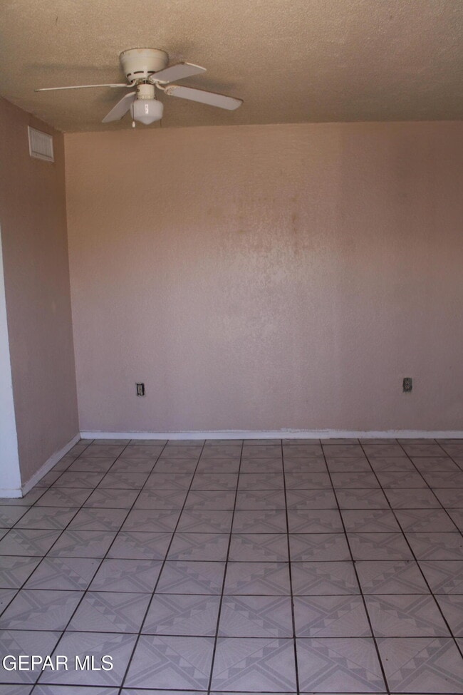 1368 Reid Rd