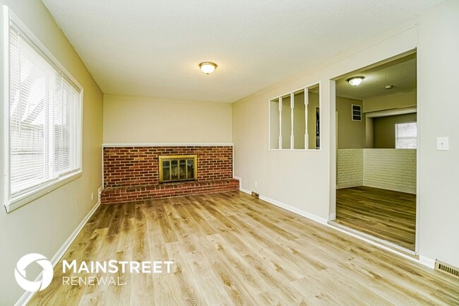 Photo - 5262 Hacket Dr