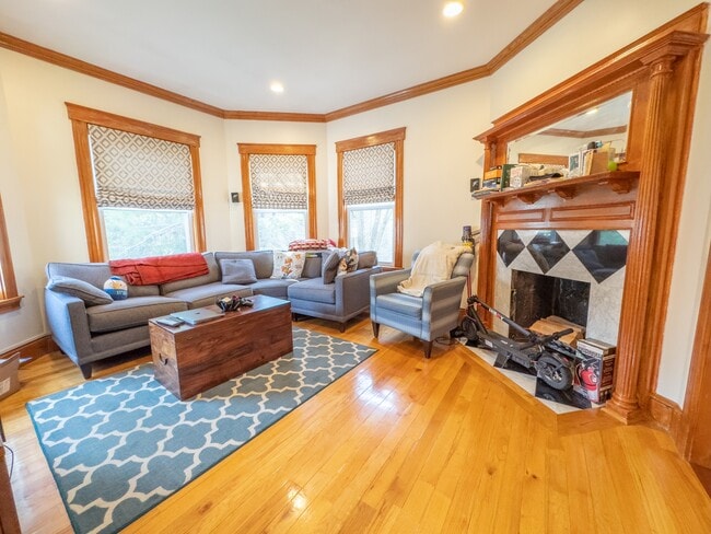 Photo - 12 St Paul St