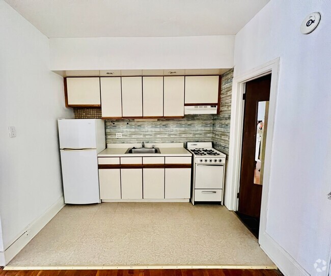 Building Photo - 319 S 12th St Unit 3F Rental