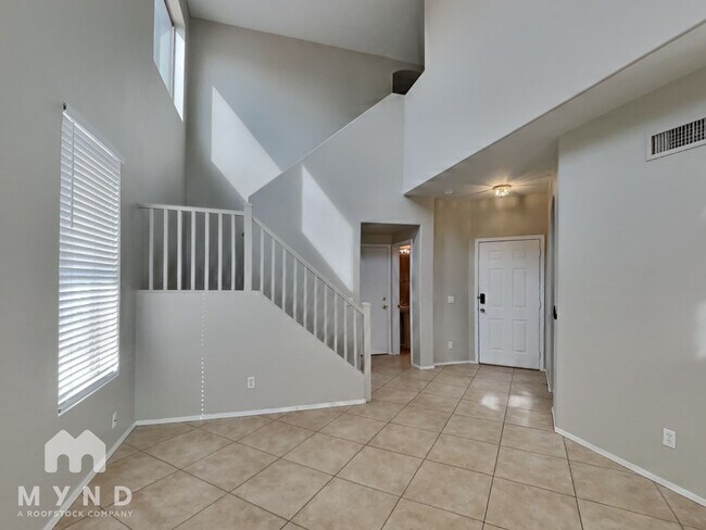 Photo - 2121 N 29th Pl