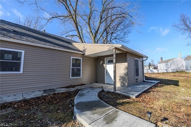 Photo - 34469 Roberts Rd