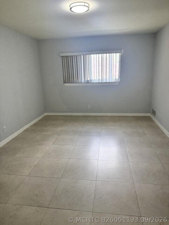 Photo - 2800 NW 55th Ave Unit 2c