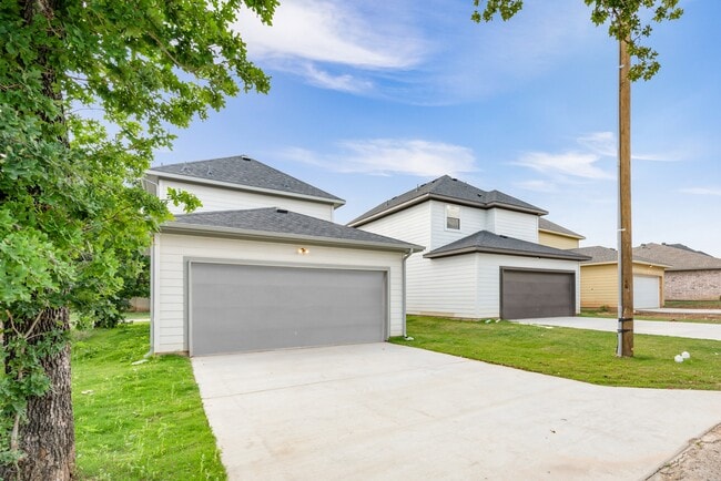 Photo - 1226 Elm Ct