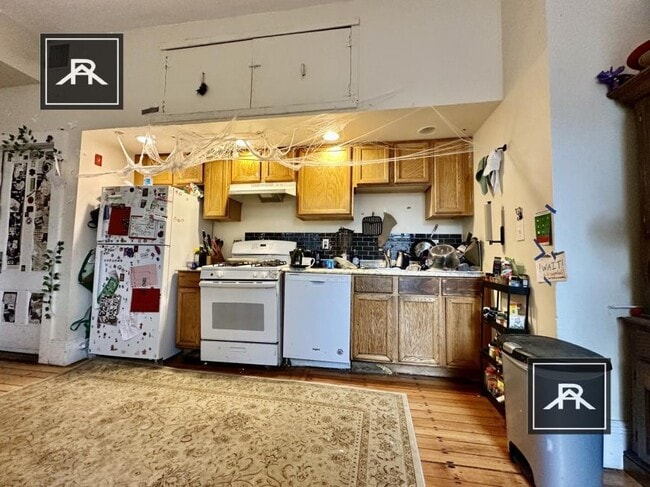 8 bedroom in Allston MA 02134 - 8 bedroom in Allston MA 02134 Condo Unit 22
